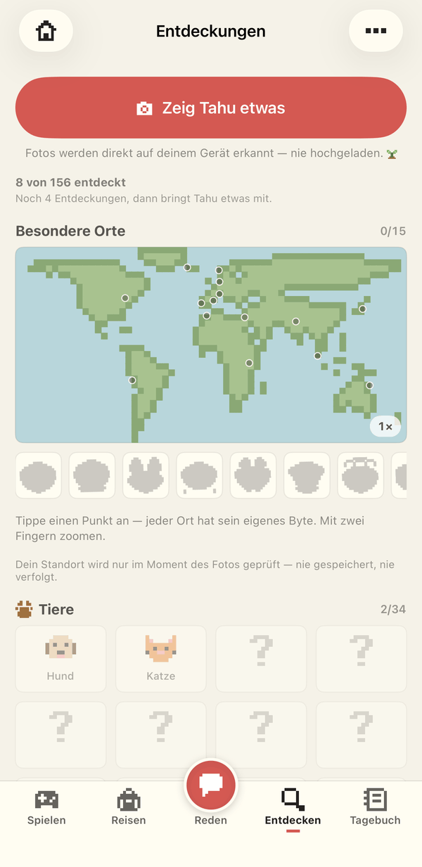 Entdeckungen: eine Pixel-Weltkarte mit fünfzehn besonderen Orten und die Sammlung der Dinge, die Tahu gezeigt wurden.